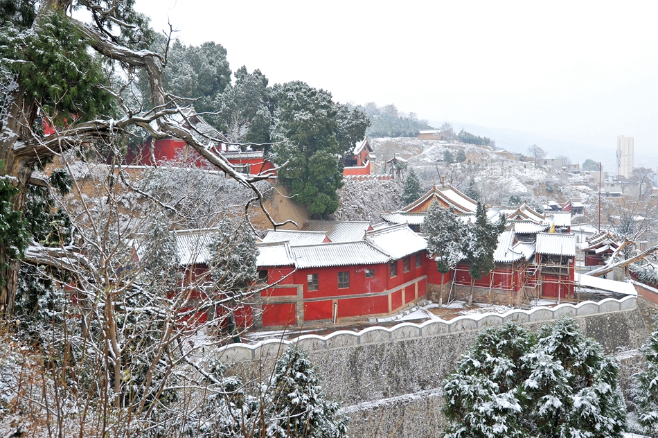雪后的天水玉泉觀，仿佛回到了古秦州