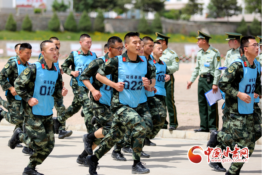 【隴拍客】甘肅武警：沖刺！向著心中的軍校夢