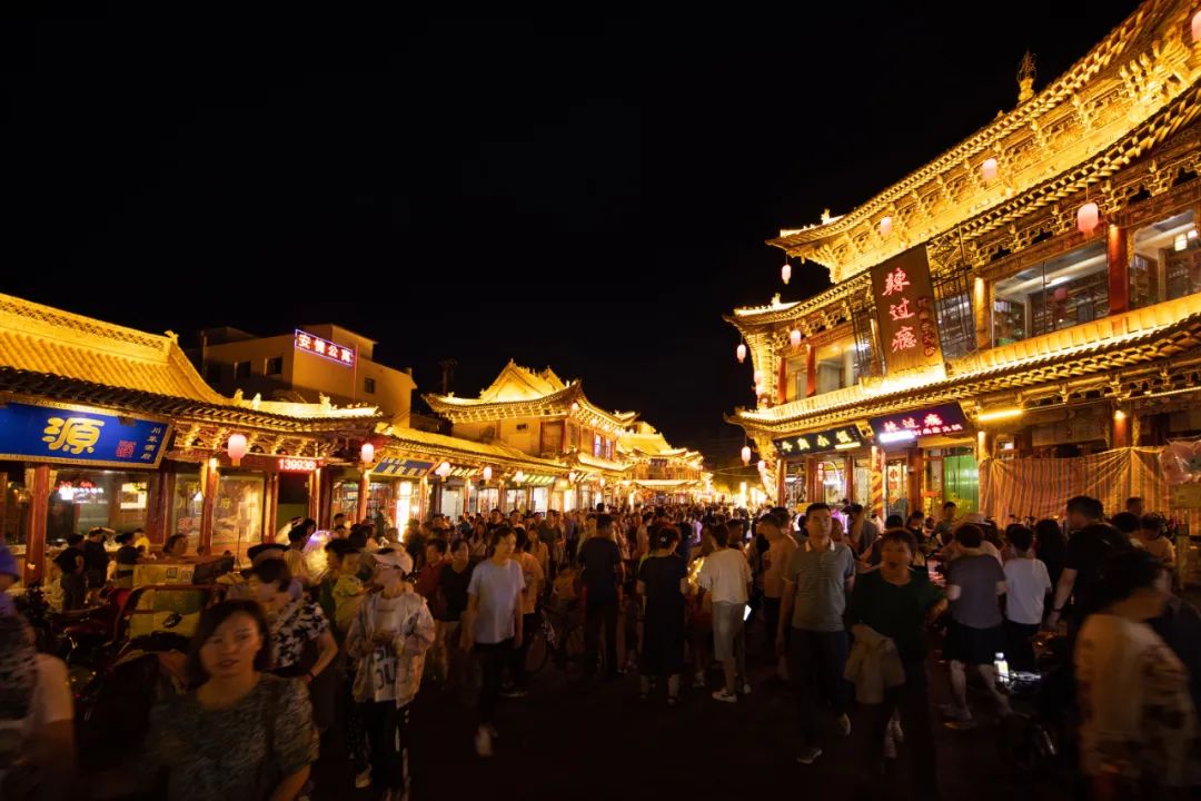 古風(fēng)、華美、浪漫、美味……現(xiàn)實版“清明上河圖”，就在這里！